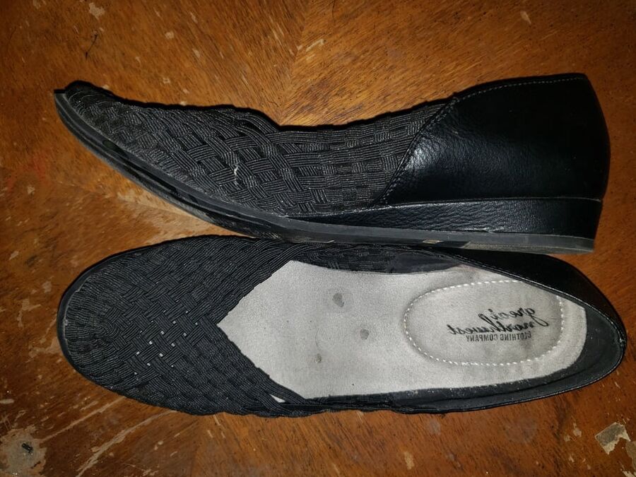 Great Northwest Clothing Co. "Tamika" Woven Wedges - Black