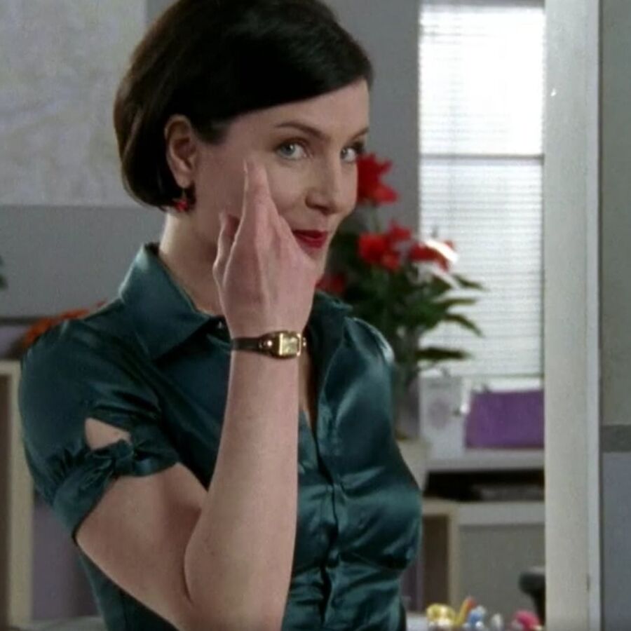 Geile Frau Stockl. Sexy Sau innSatinbluse.