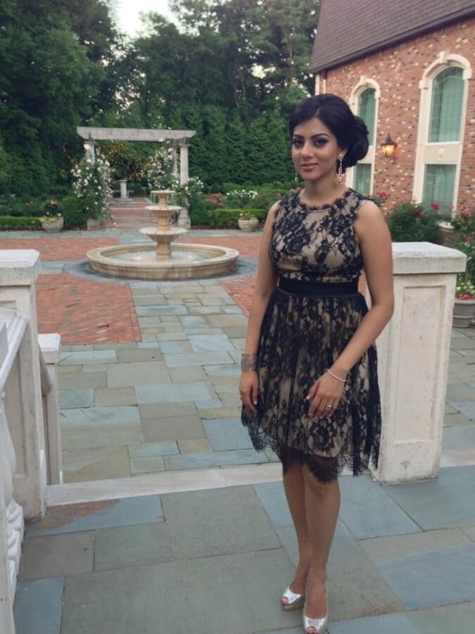 Sexy Desi and Paki MILFs