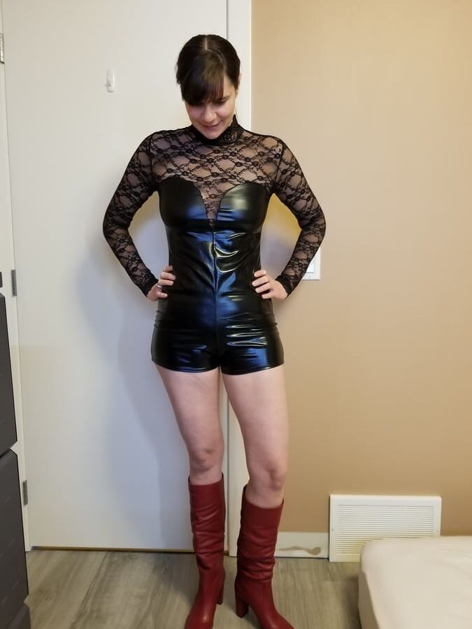 Another hot wife