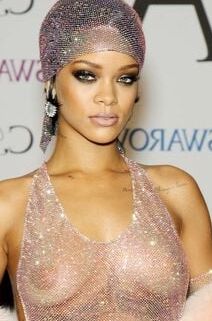 Rihanna hot