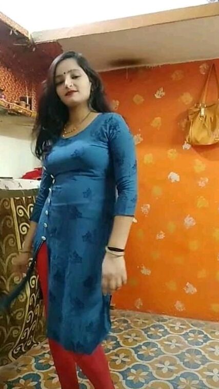 Hot aunt