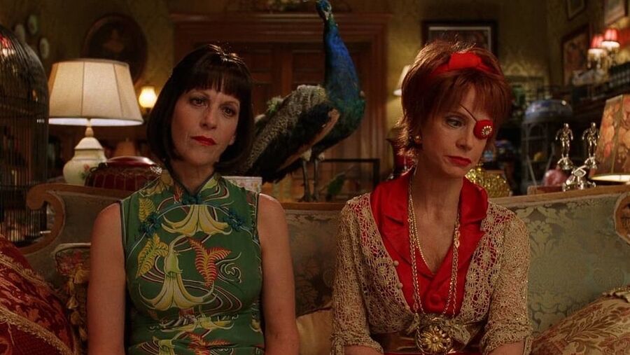 Celebrity Boobs - Ellen Greene