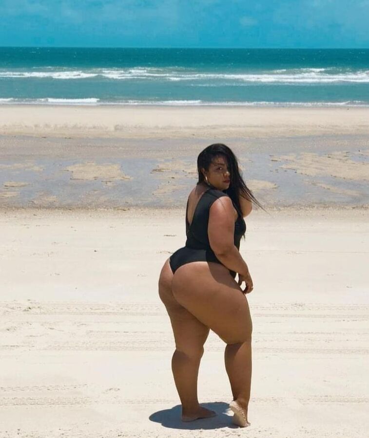 BBW Bikini Milfs