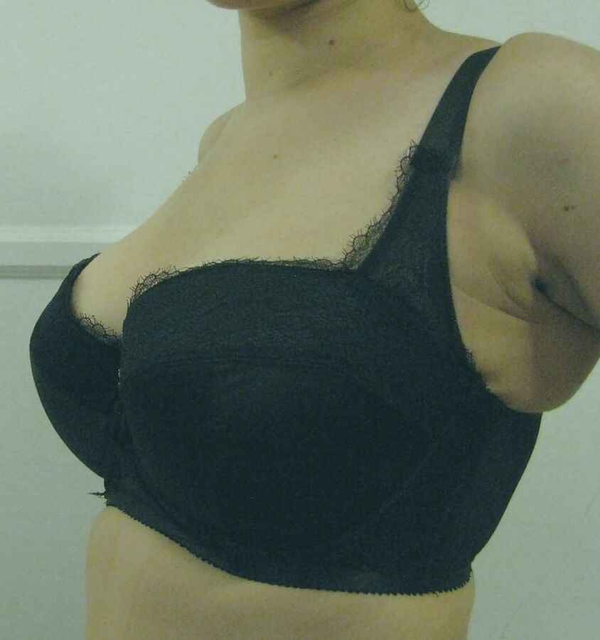 I Schone Frauen in Dessous