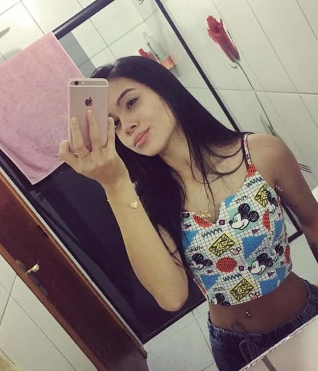 MORENAS lindas tops gostosas
