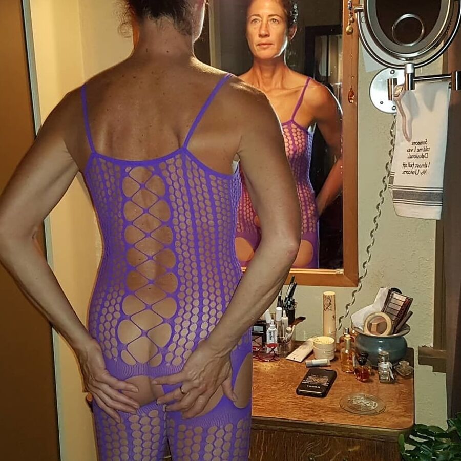 Horny amateur mature teasing in bathroom