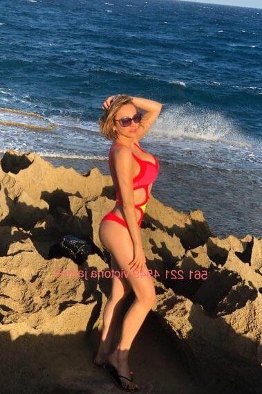 Victoria James Escort