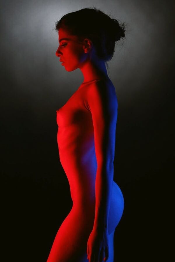 Chiara Bianchino posing naked march