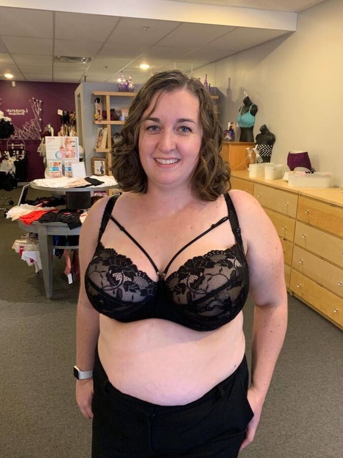 sexy plus size ladies in lingerie