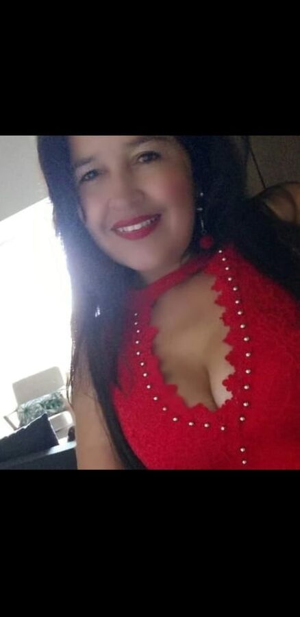 Mamacita Nalgona madura Jennifer
