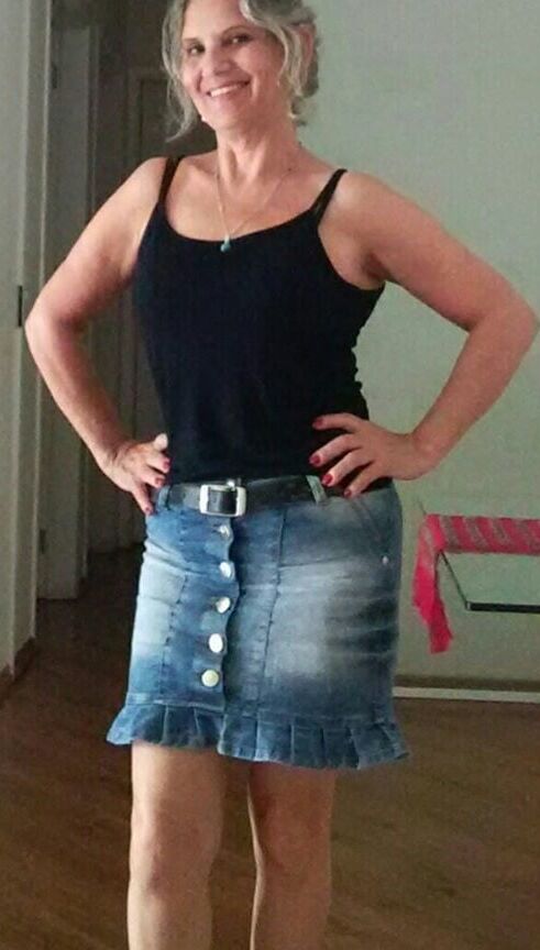 MILF LUZIA