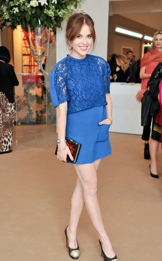Angela Scanlon