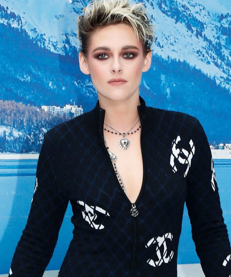 Kristen Stewart Favorites collection