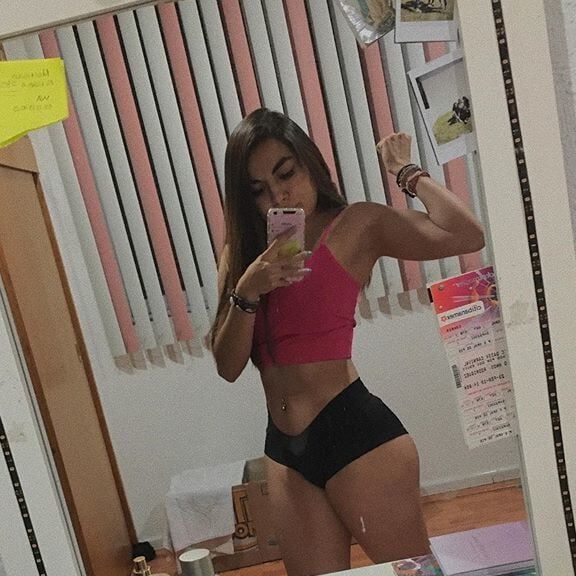 On Instagram- anndyfit_