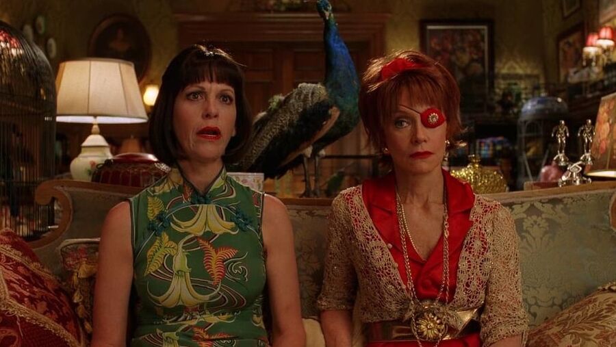 Celebrity Boobs - Ellen Greene