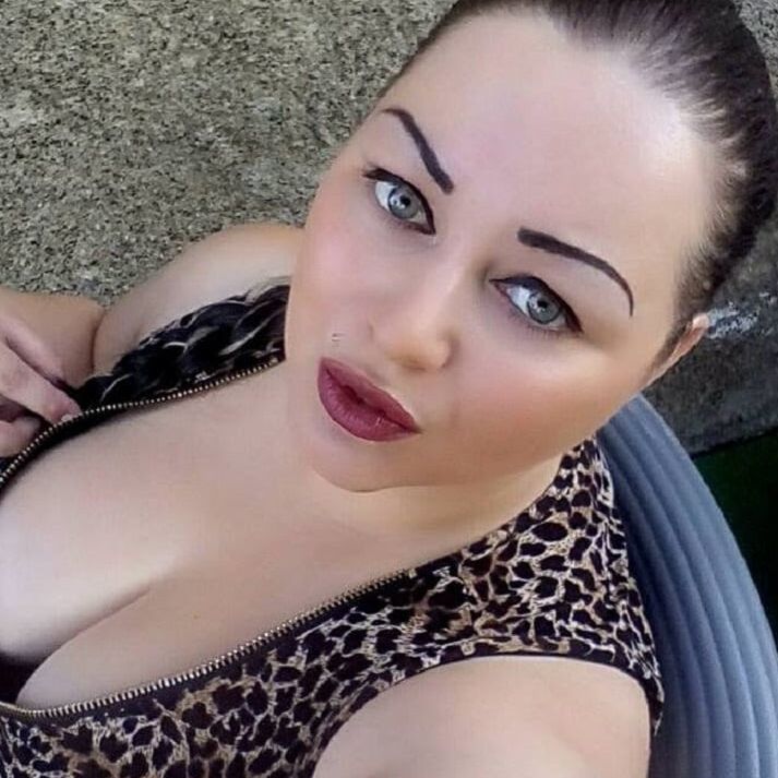 CLEAVAGE , Big &amp; Small