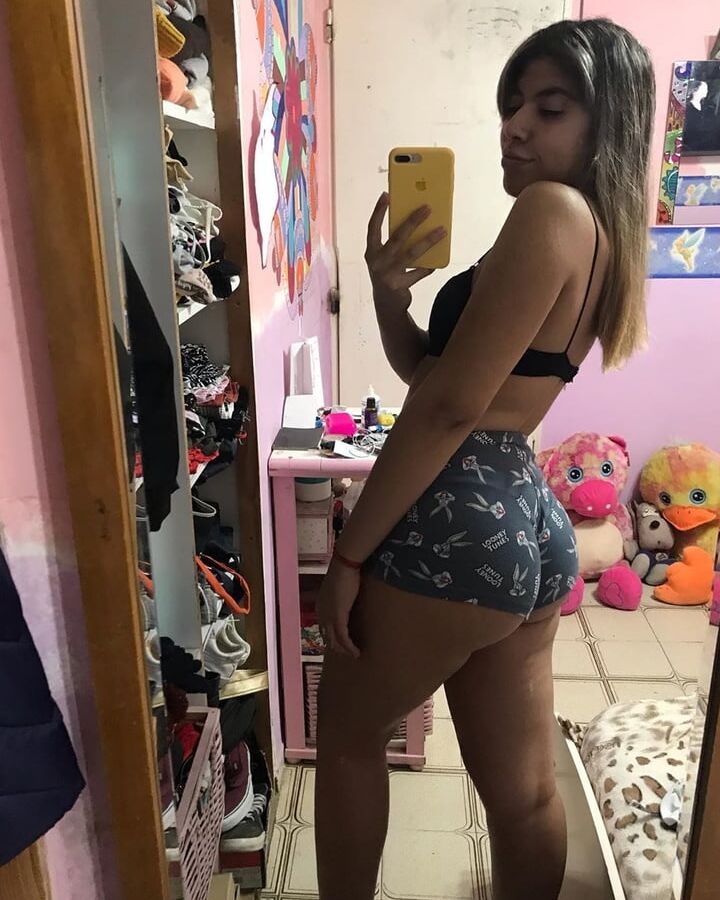 On Instagram- ro_ailen