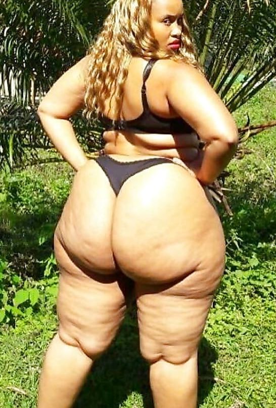 BBW and SSBBW Asses