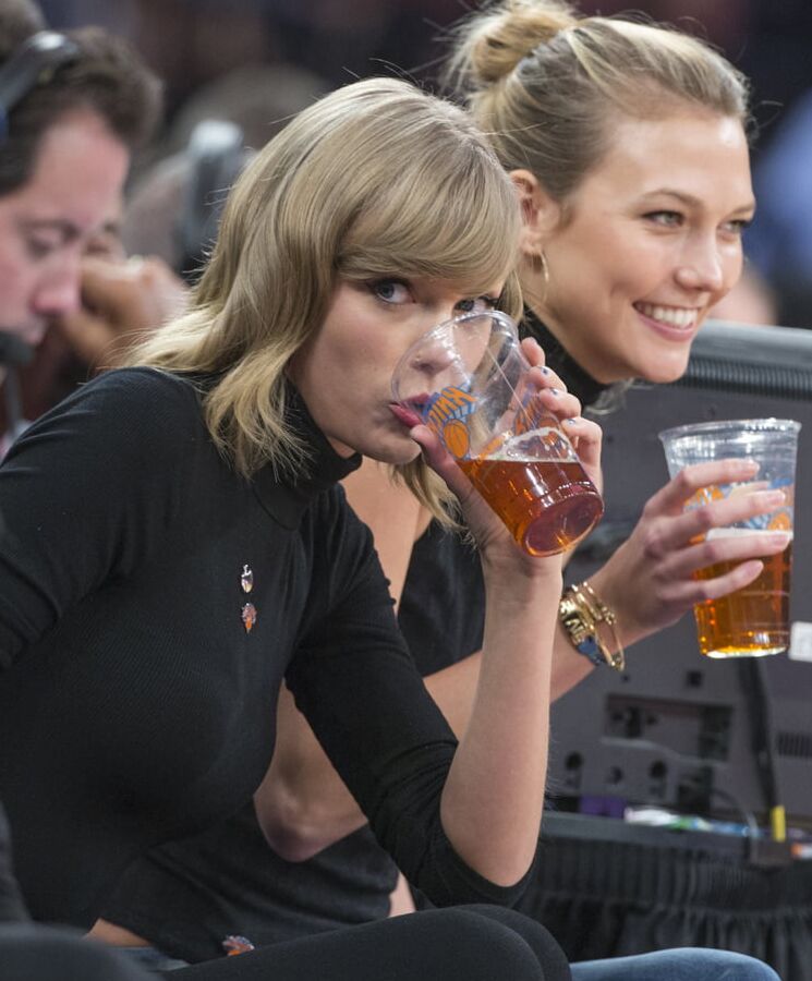 Taylor &amp; Karlie
