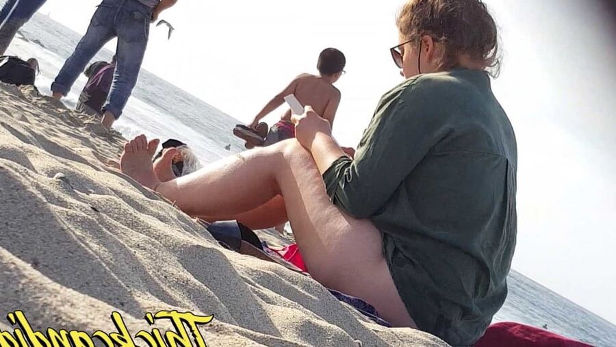 Thick Jewish Girl with Juicy Fat Ass Part.