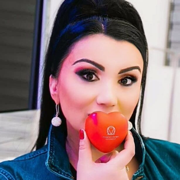 Adriana Bahmuteanu