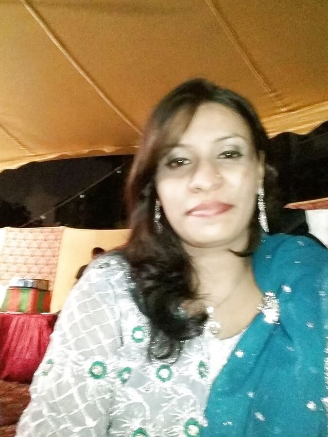 Desi paki big aunty