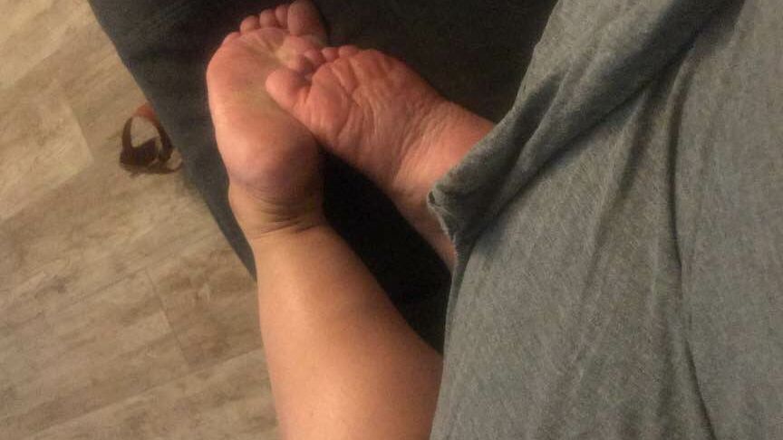 year old BBW mexican Soles Nut draining wrinkles