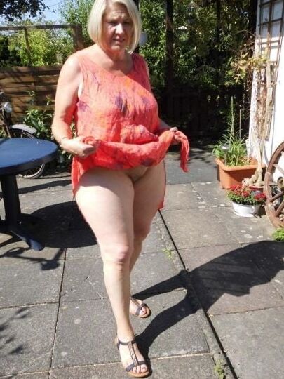 Big beautifull granny