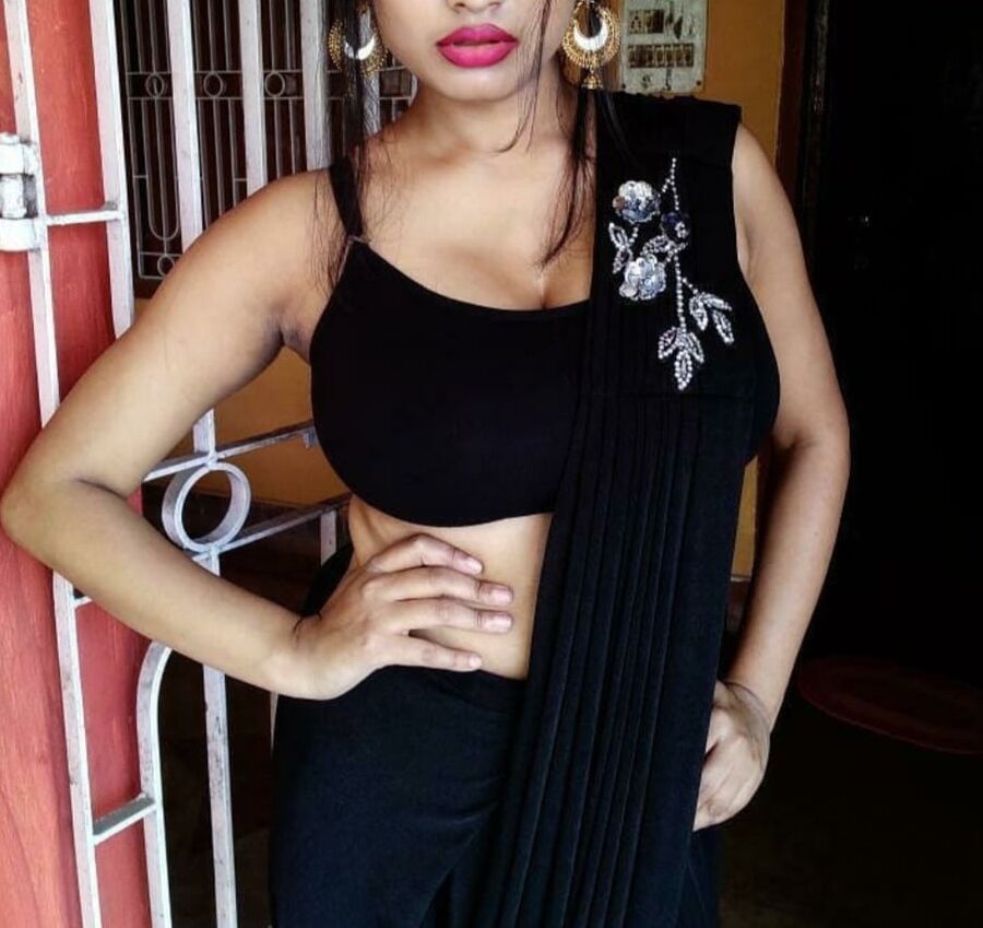 Neha k bade boobs