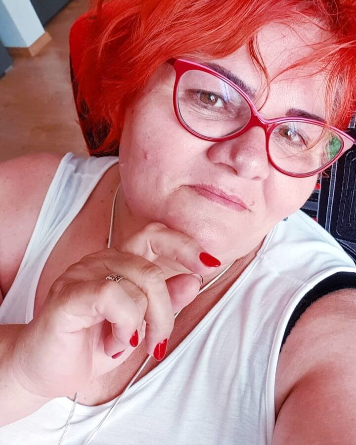 Coroa tezuda (bbw gilf)