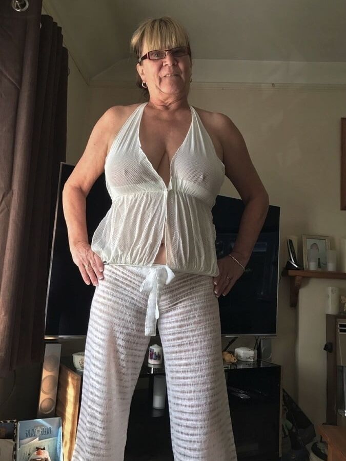 Mature Cougar