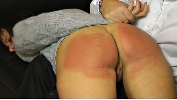 Fessee , spanking, shorts