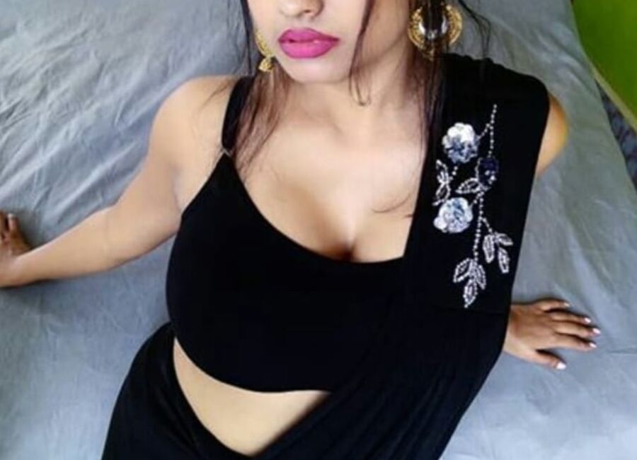 Neha k bade boobs