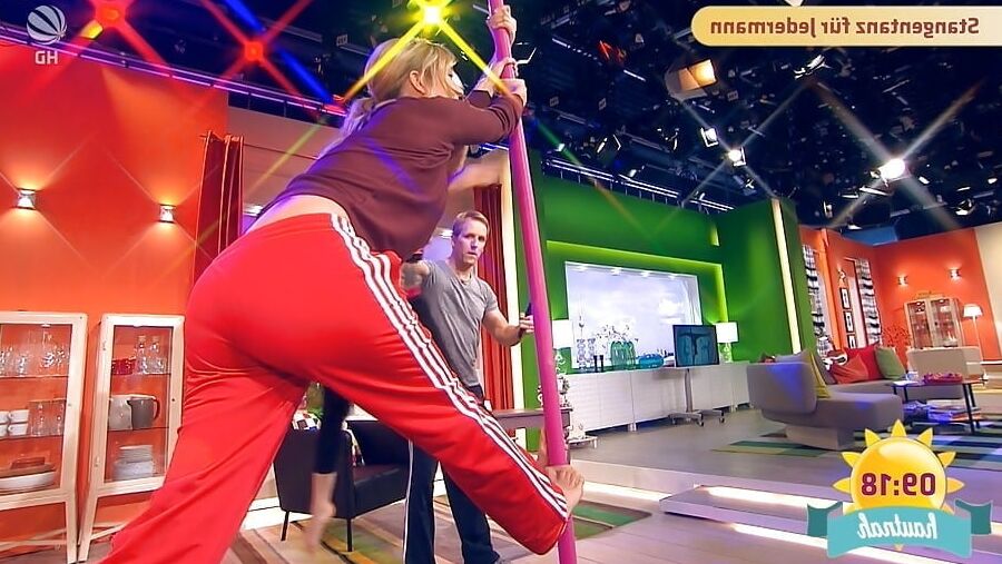 Alina Merkau Miss Upskirt