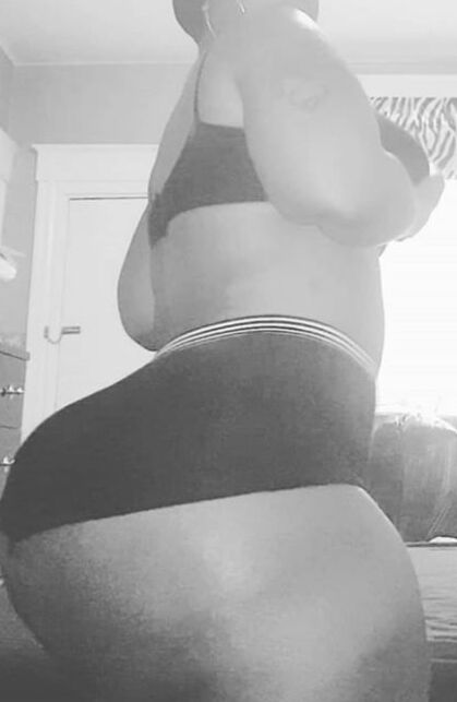 Huge mega booty sexy bbw pear ms rethickulous