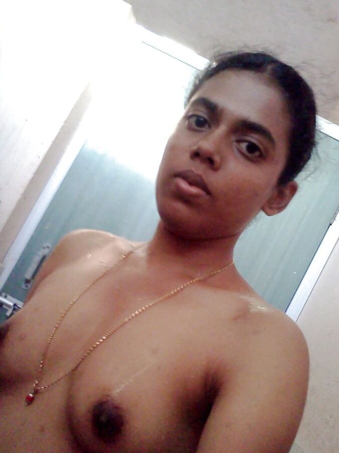 Tamil Aunty Keerthana