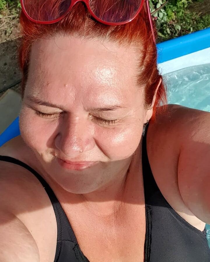 Coroa tezuda (bbw gilf)