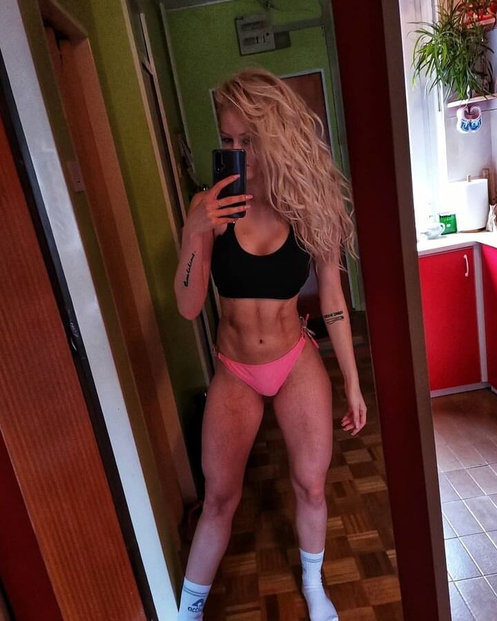 Novosadska Madjarica Serbian Fitness slut part