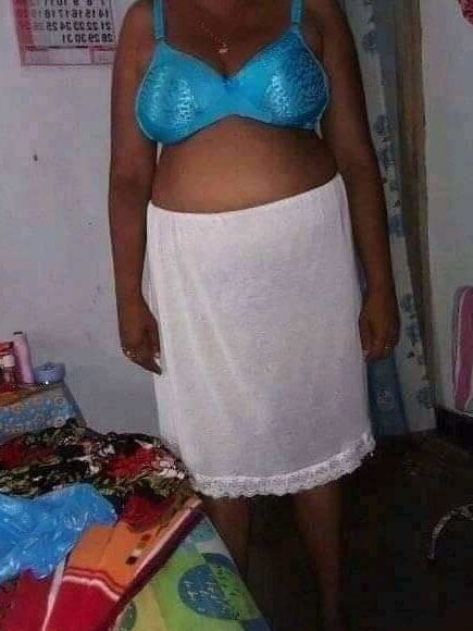 Sri lankan my moms friend