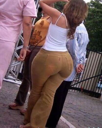 hot curvy women