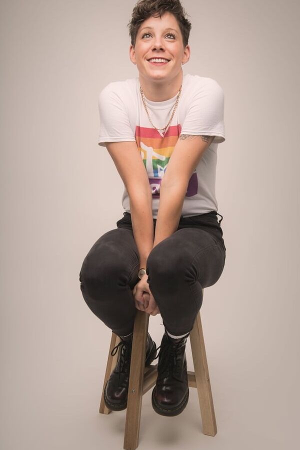 Suzi Ruffell, British Comedian, Lesbian, NN