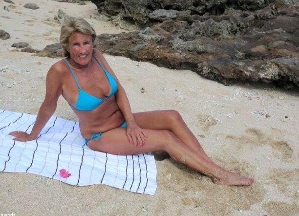 Sexy GILF -
