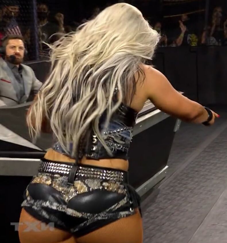 WWE Toni Storm PAWG Fickarsch