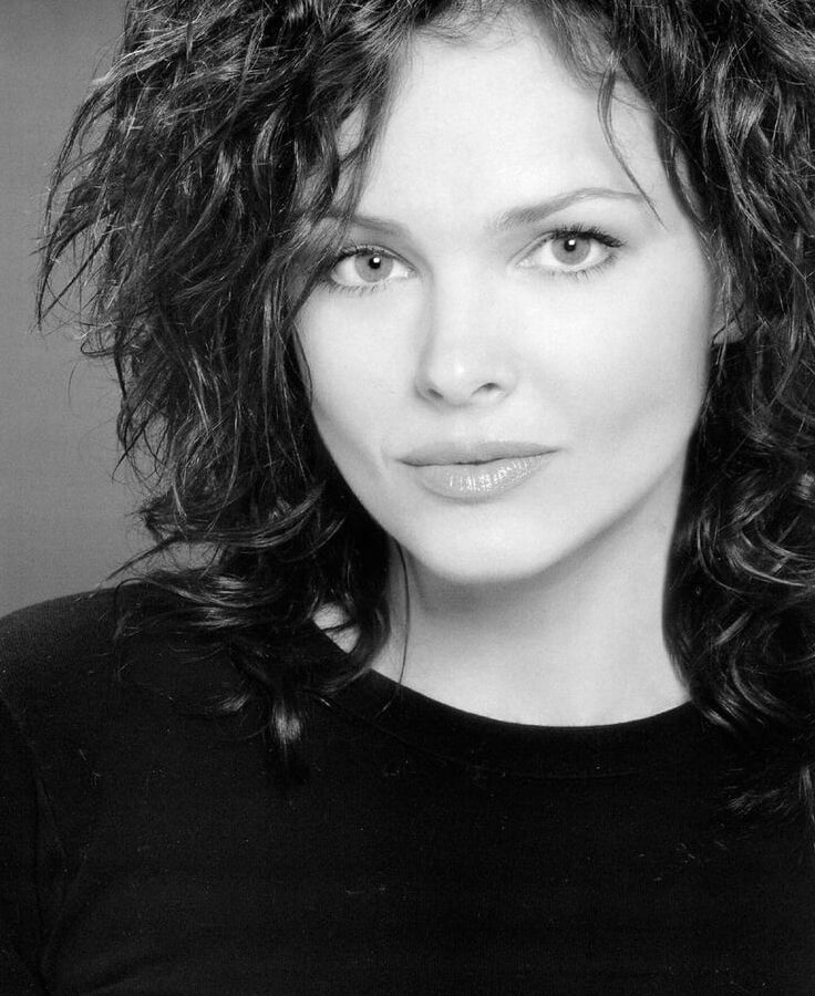 Celebrity Hot - Dina Meyer