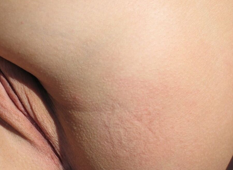 Outdoor nude pussy