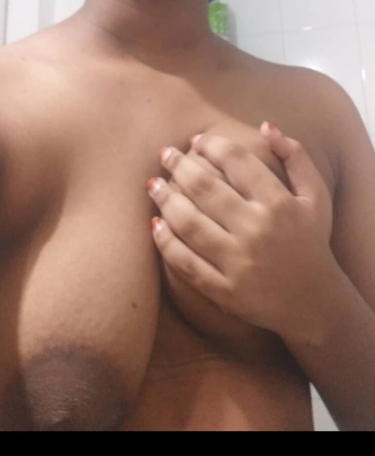 Girlfriend nude