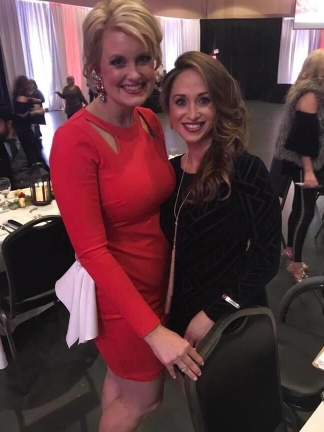 Exposed Hot MILF Jenni Age