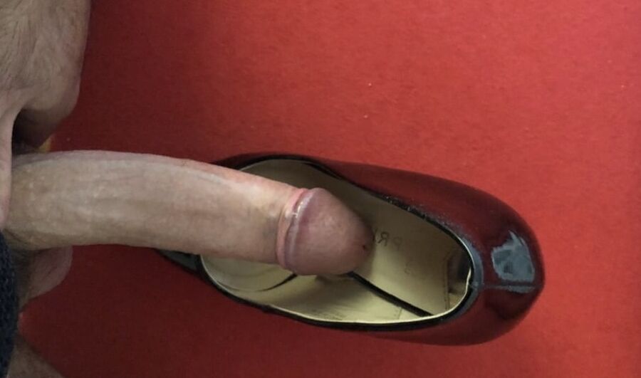 neighbor Heels