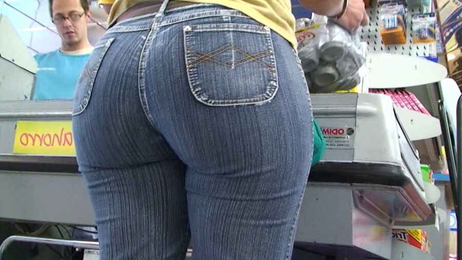 CANDID BIG ASS SPANISH PAWG CULAZO from GLUTEUS DIVINUS